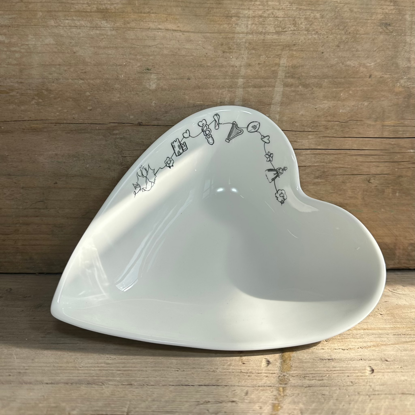 Welsh Charms Heart Bowl