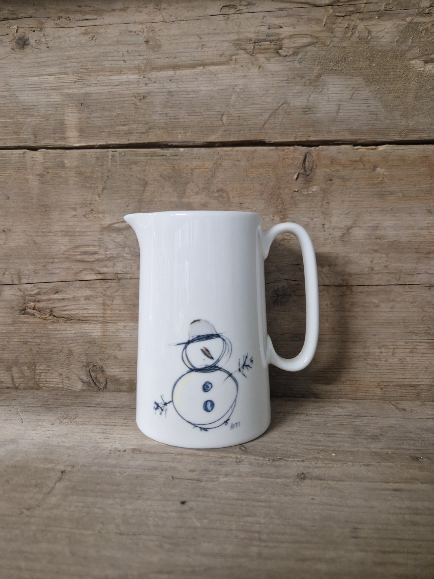 Sali Snow One Pint Jug