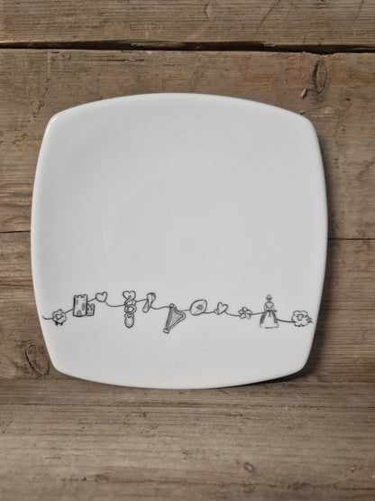 Welsh Charms Dinner Set