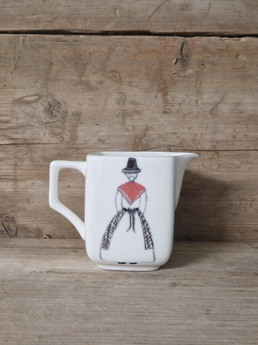 Dilys Square Creamer