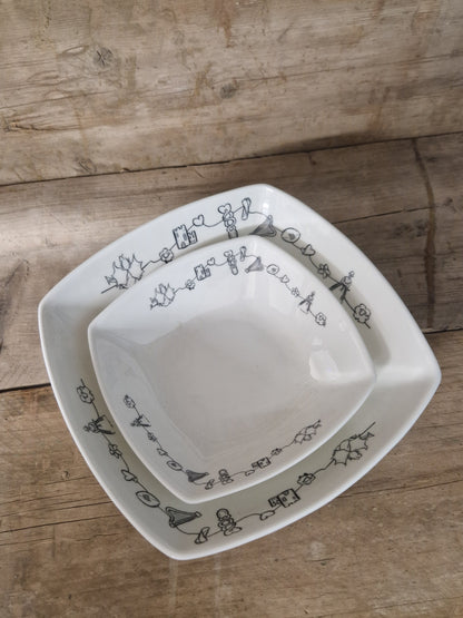 Welsh Charms Dinner Set